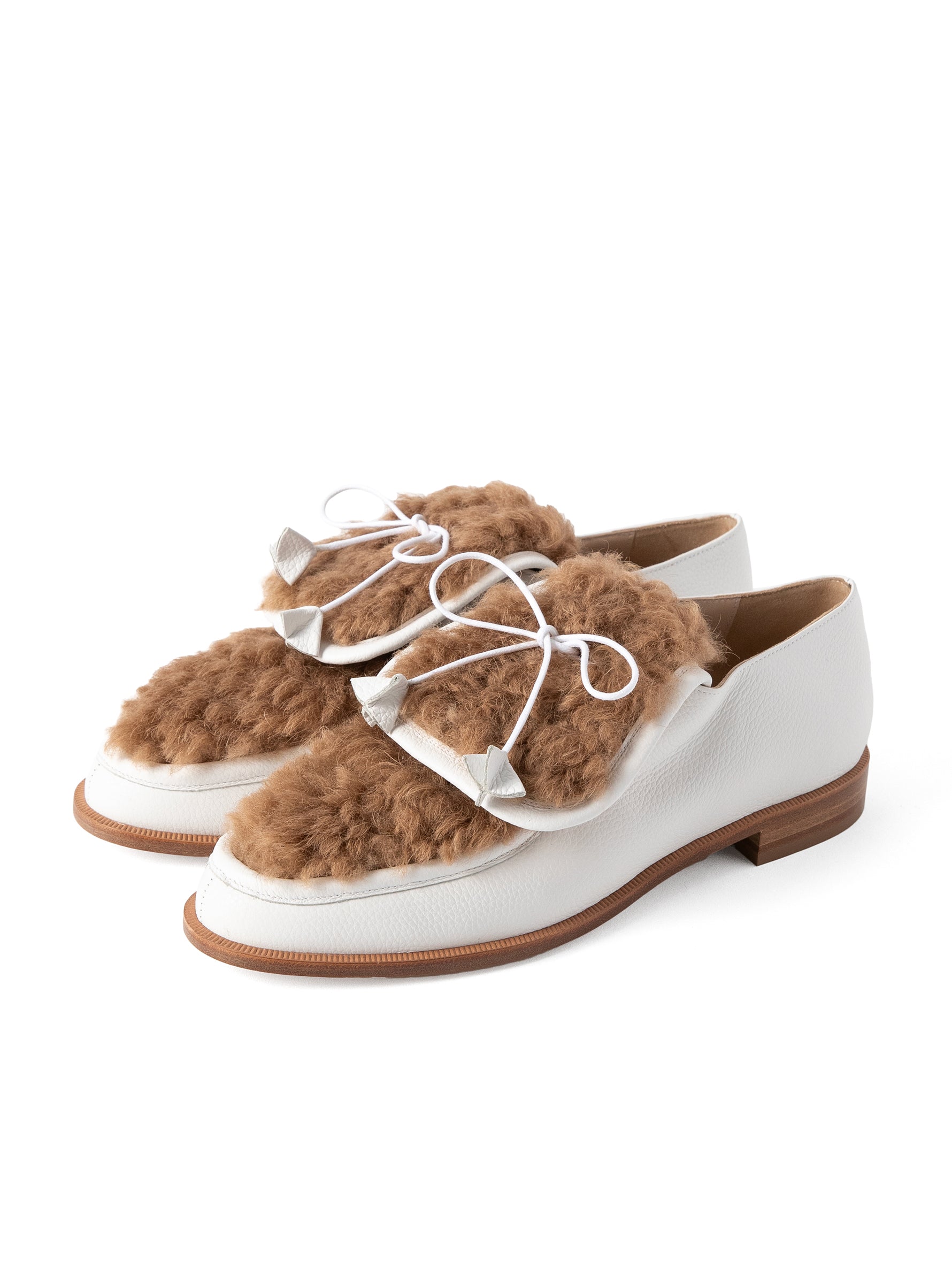 ネブローニ ムートンコンビレースアップシューズ FLATS – nebulonie