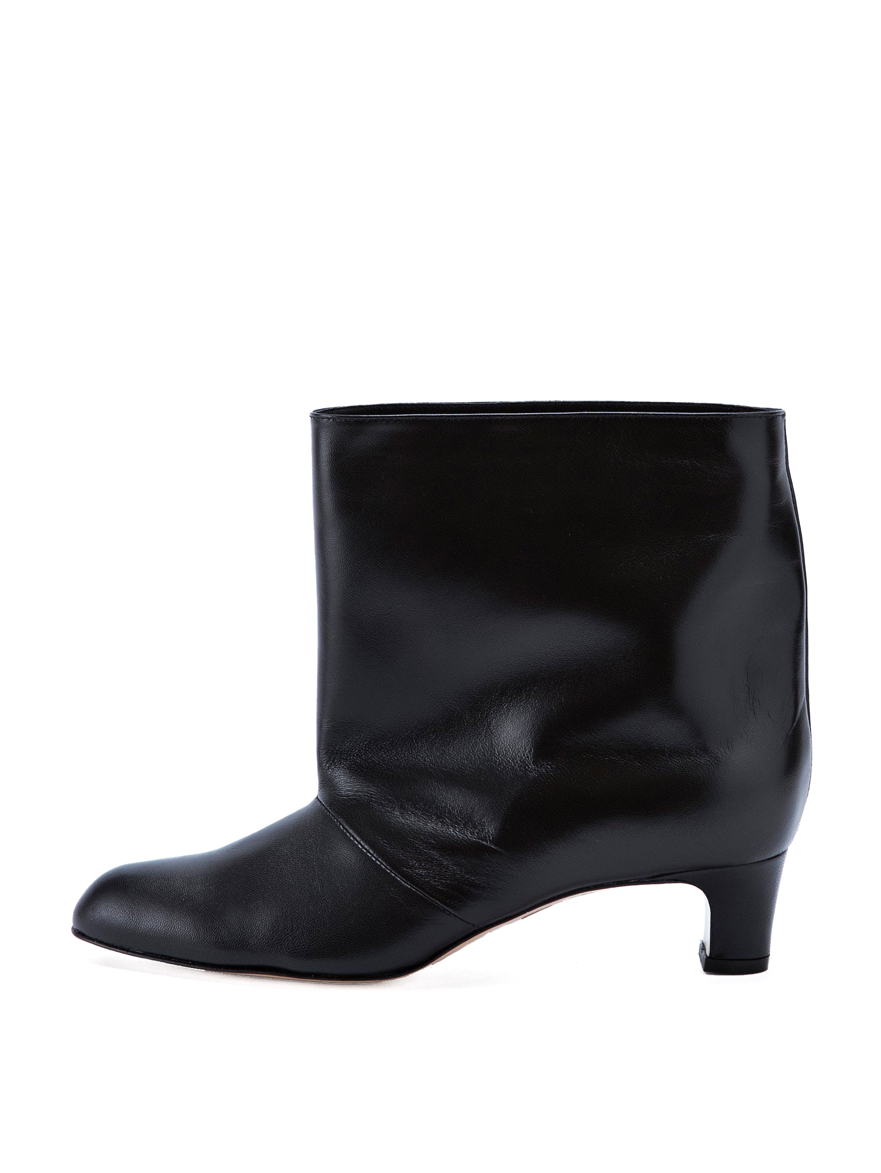 BOOTS – nebulonie