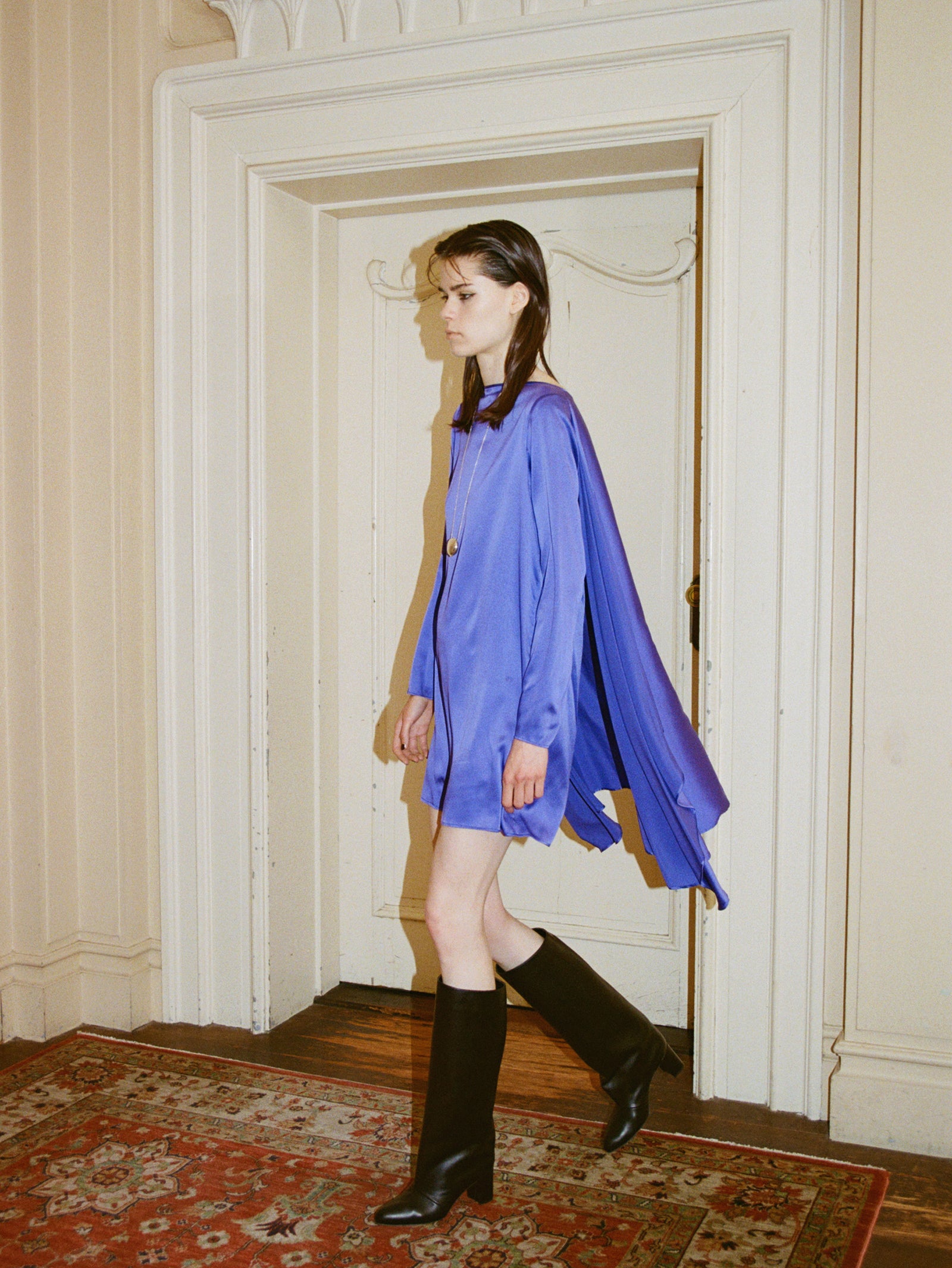 未使用✨23.0 ネブローニ ロングブーツ チャンキーヒール スエード キャメル スクエアトゥチャンキーヒールブーツ 7323/AZU/CAMEL – nebulonie