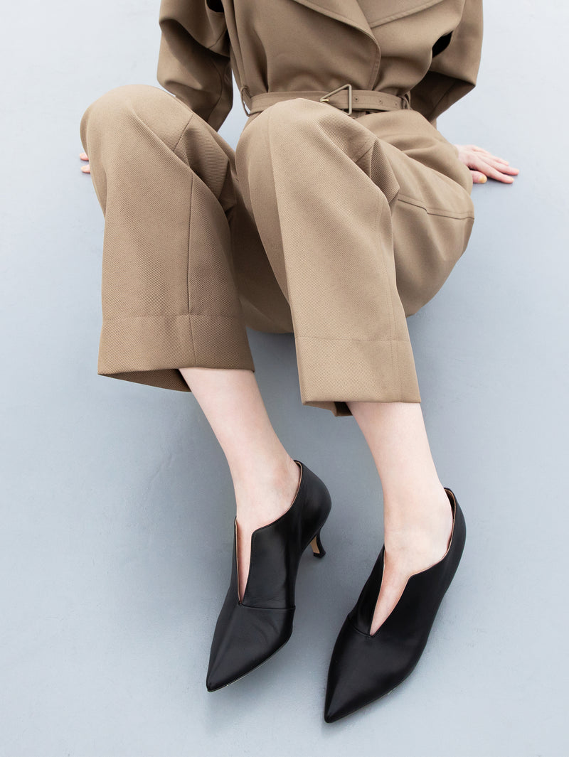 スリットショートブーティ 7522/AGU/BLACK
