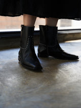 スタッズショートブーツ 7325B/AKI/BLACK