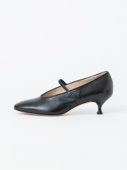 アーモンドトゥパンプス 7127/IRIS/BLACK