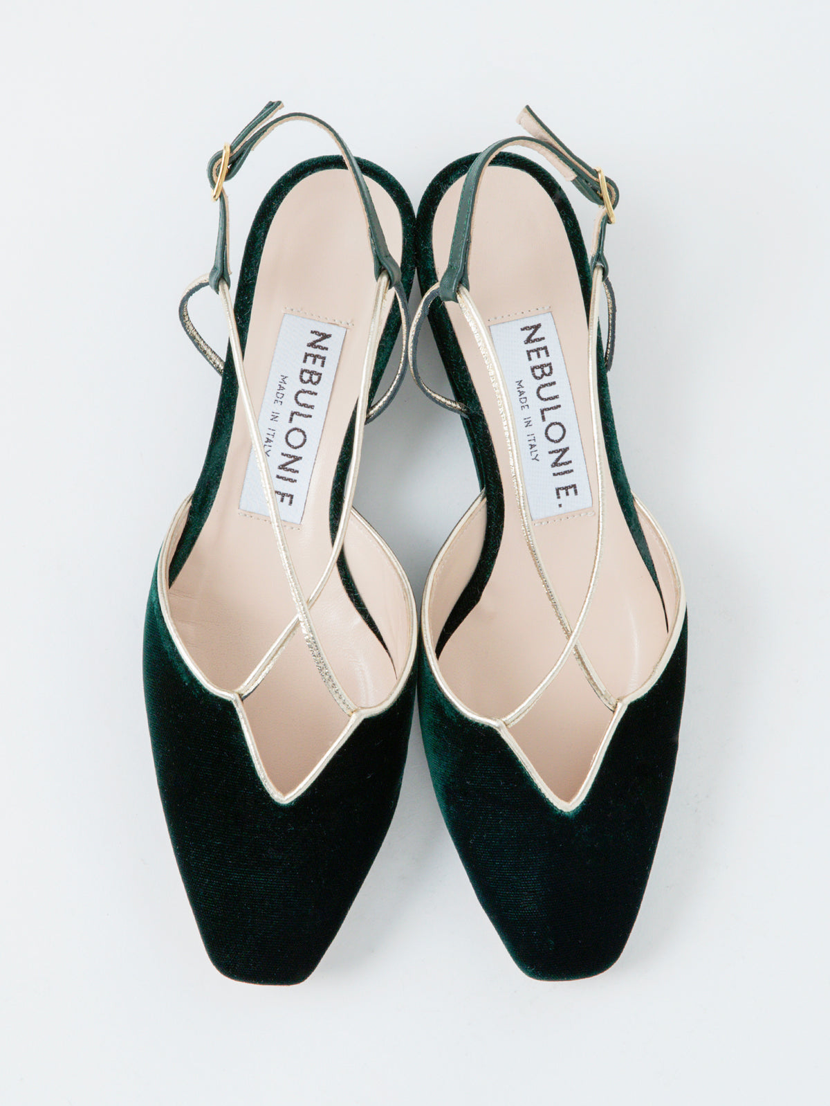 SANDALS – nebulonie