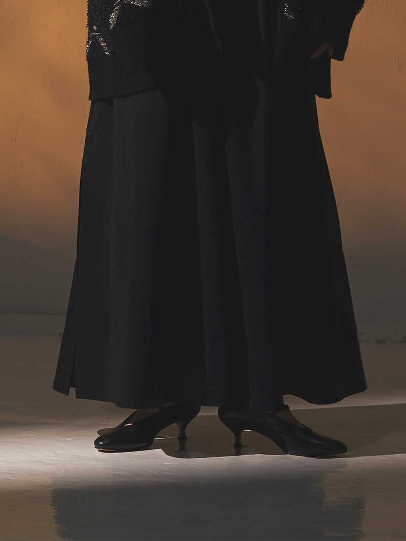 アーモンドトゥパンプス 7127/IRIS/WHITE