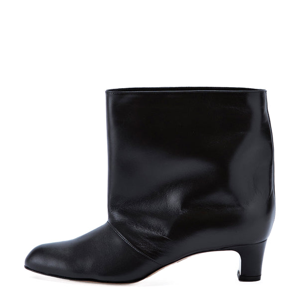 BOOTS – nebulonie