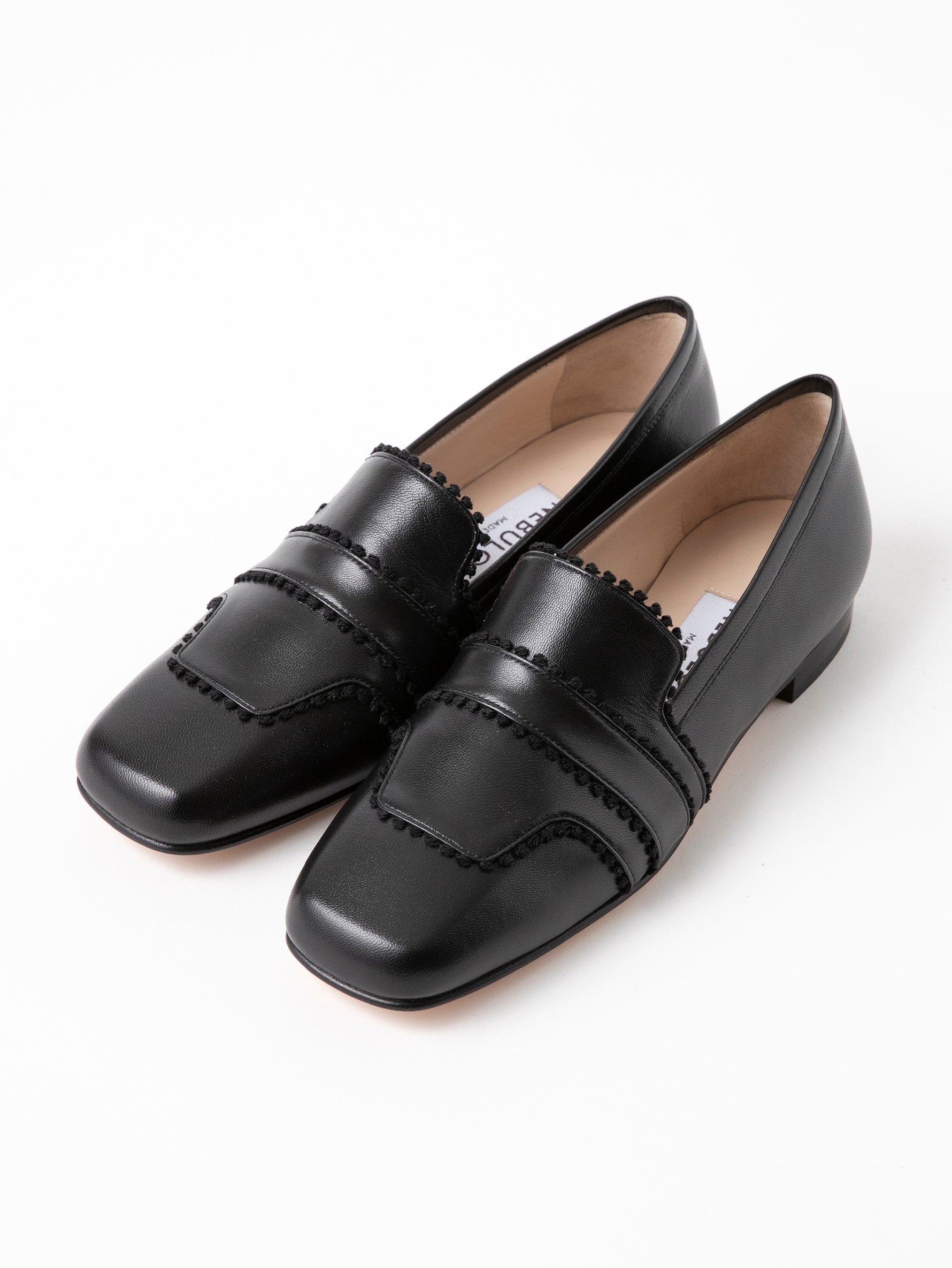 FLATS – nebulonie
