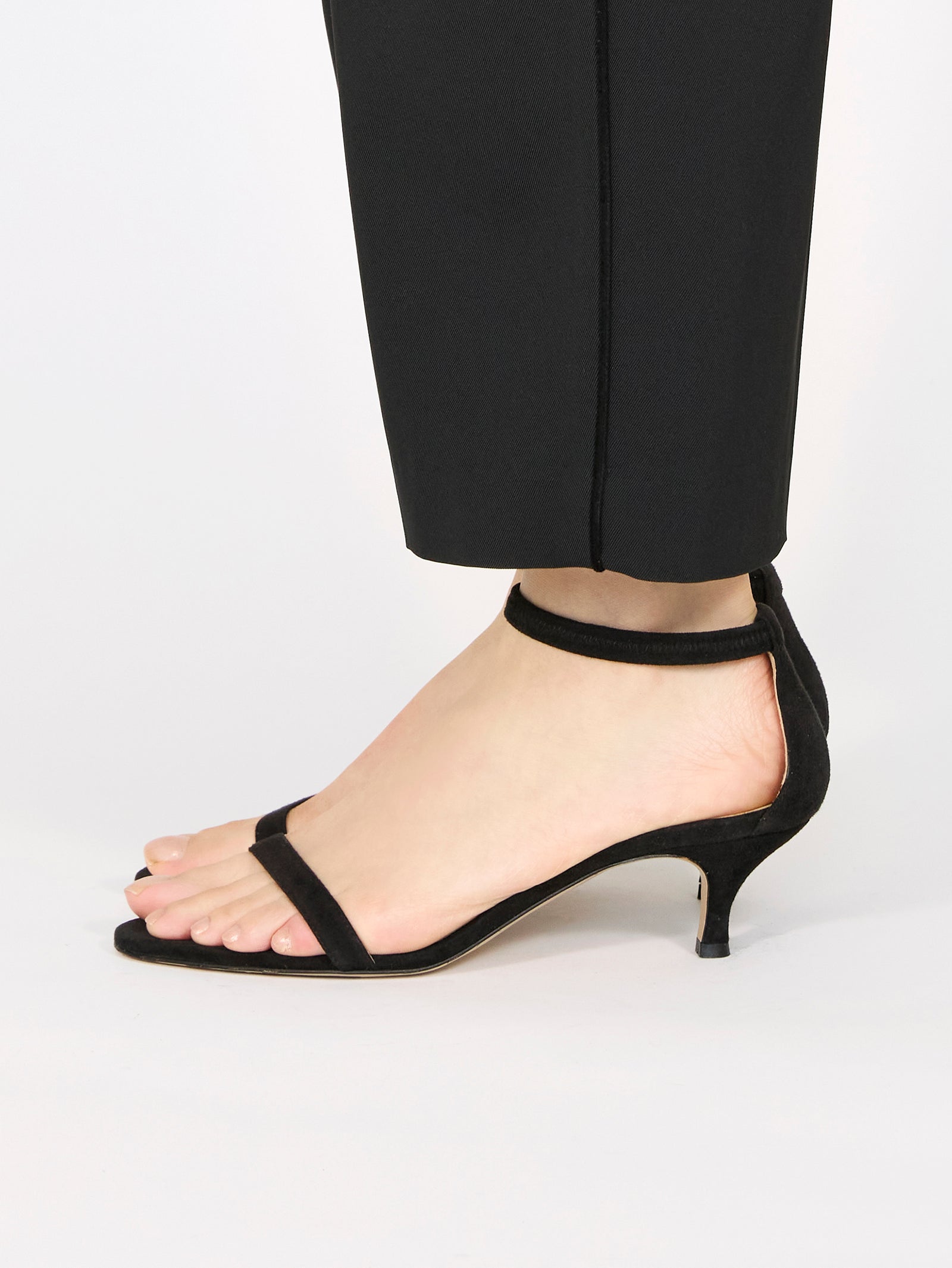 MARTA アンクルゴムストラップサンダル 6408/551/BLACK – NEBULONI E.