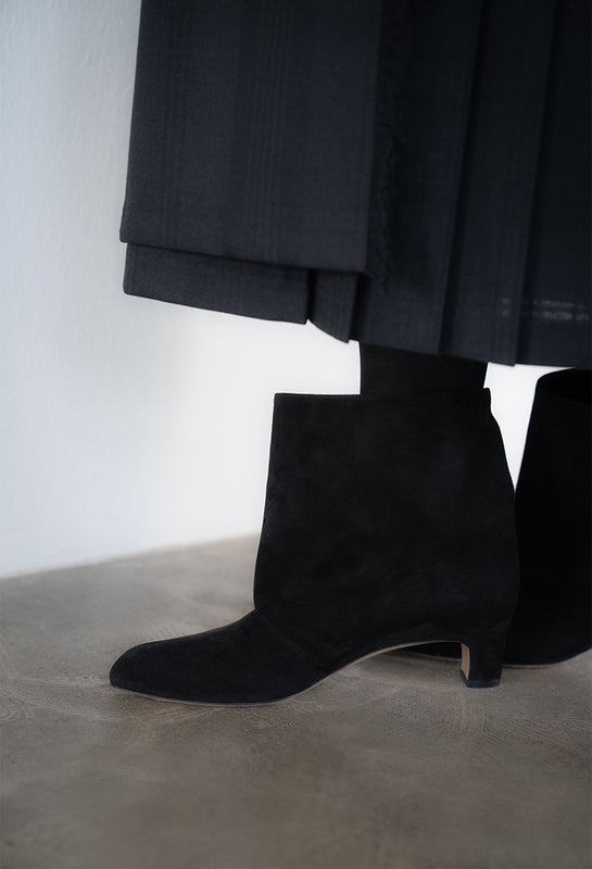 NEBULONI E. / ネブローニ オフィシャルサイト – nebulonie