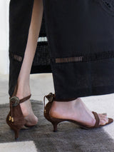 ストーンアンクルゴムストラップサンダル 7601/551/BROWN